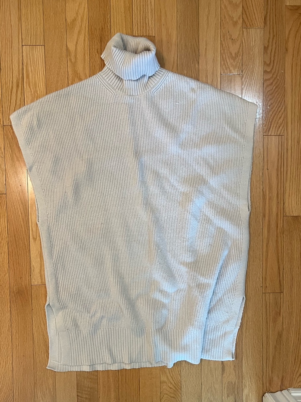 Women’s Cream Turtleneck Knit Sweater